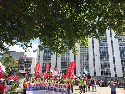 17-07-20 FolgaMetalManifaCorunha12.jpeg